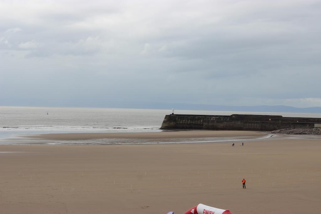 Bayside Guest House Porthcawl Ngoại thất bức ảnh